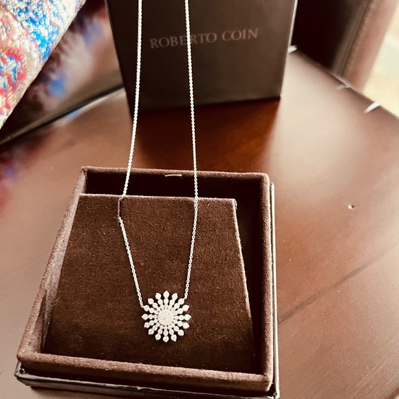 New Roberto Coin Tiny Treasures 18K White Gold Diamond Sunburst Necklace - Picture 3 of 5